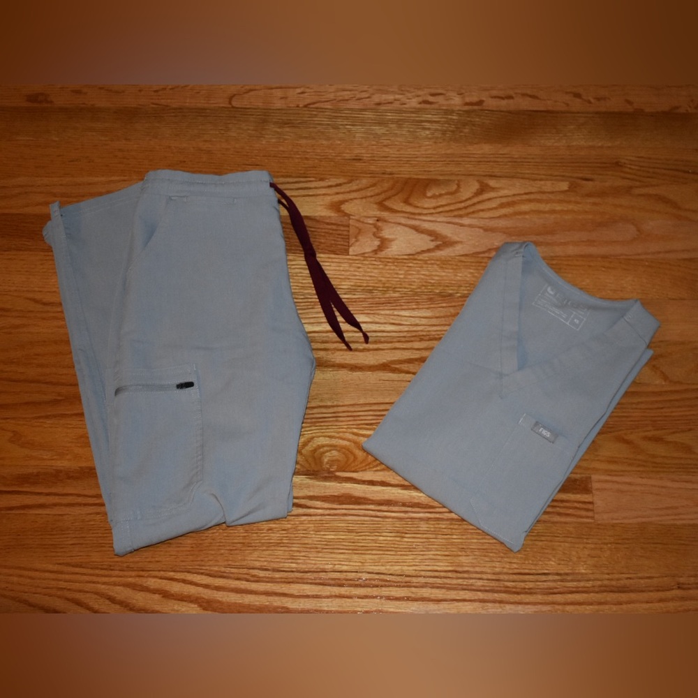 Figs Scrub Set - Cement